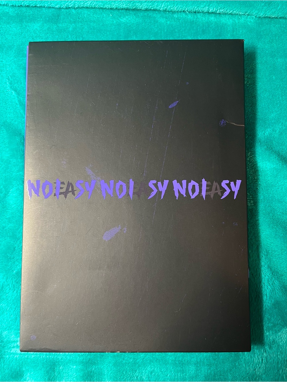 Stray Kids No Easy album B Type (Purple)